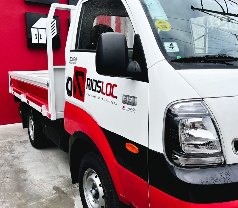 caminhão-riosloc-equipamentos-locacao